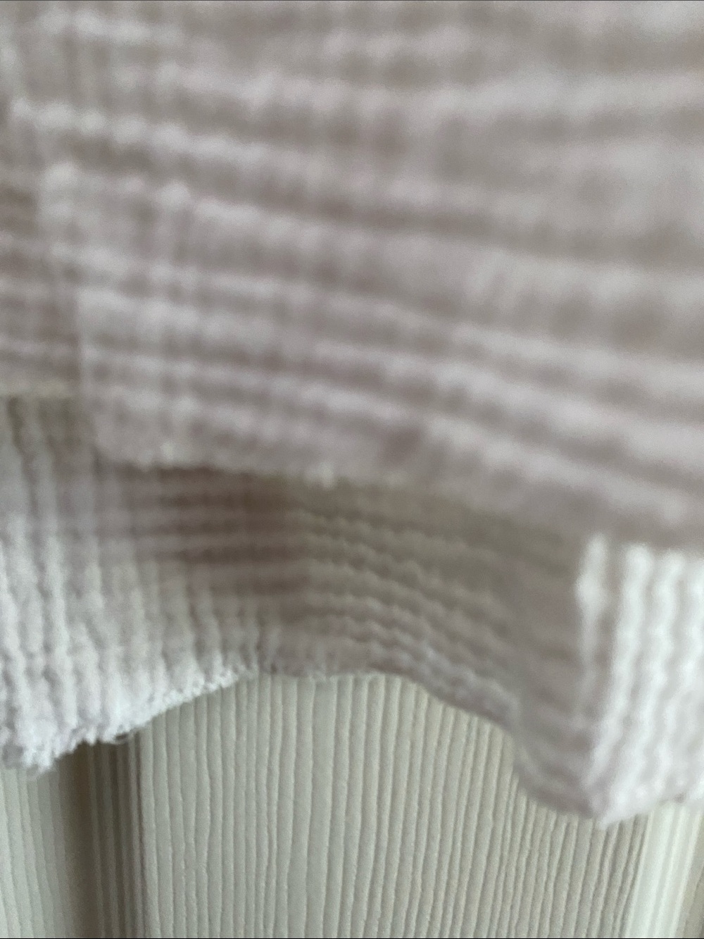 Just Living whiteTextured V-Neck Women's Top size Medium - Picture 7 of 9